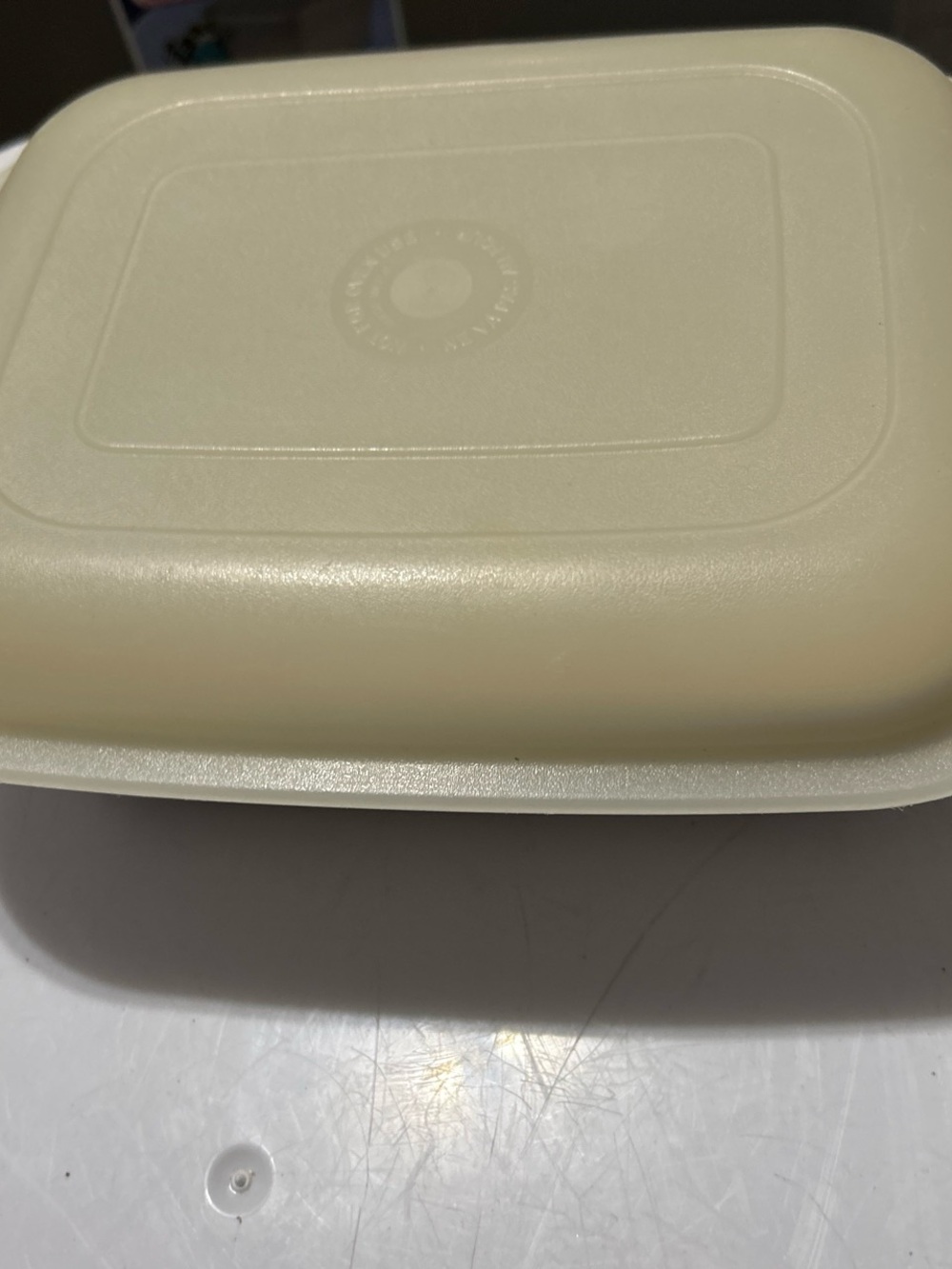 Tupperware Cream Food Storage Container with Lid - Picture 8 of 8